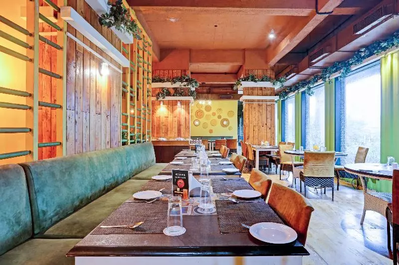 Hotelli Capital O 82341  Pallavii Aviidaa