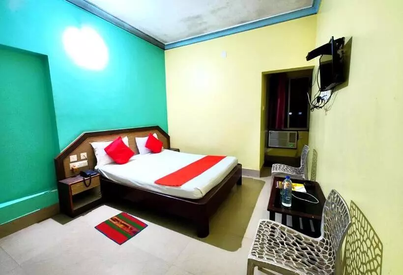 هتل D 2 Holiday Inn Puri Near Sea Beach   Excellent Service Recommended