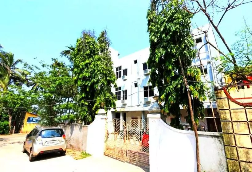 هتل D 2 Holiday Inn Puri Near Sea Beach   Excellent Service Recommended