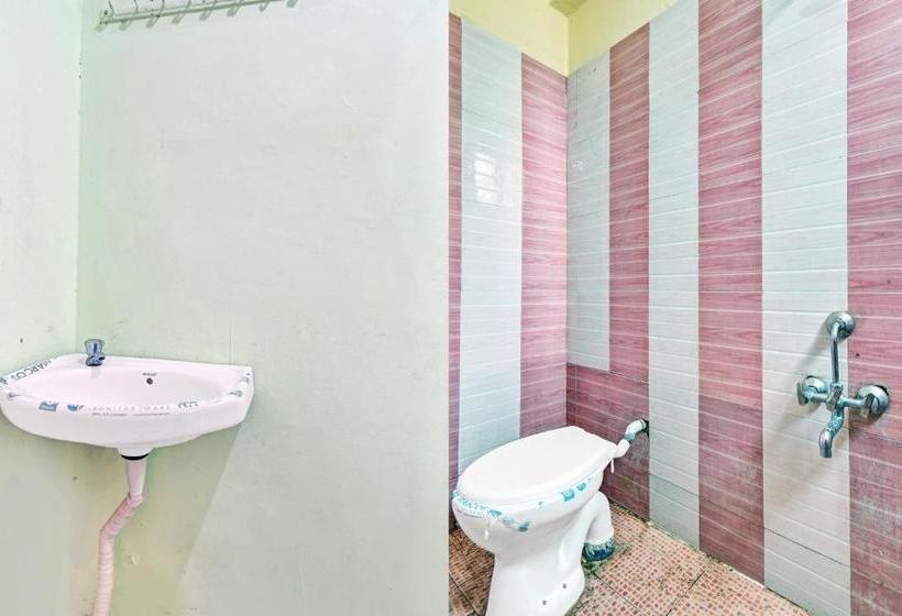 Отель Oyo 81758 Sai Aashirwad Lodging