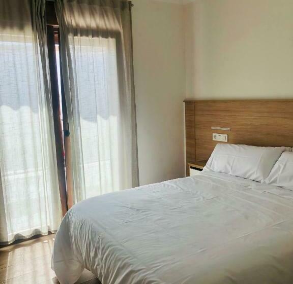 膳宿费 El Montoro