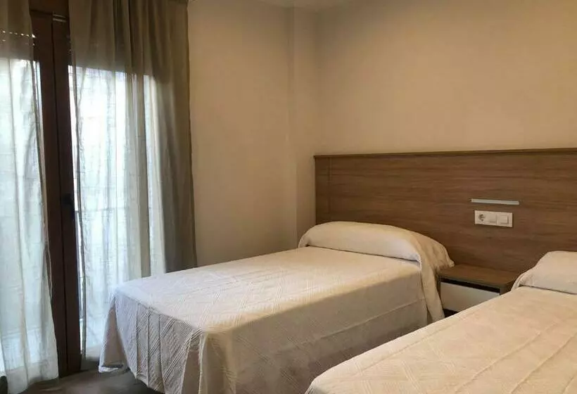 ペンション El Montoro