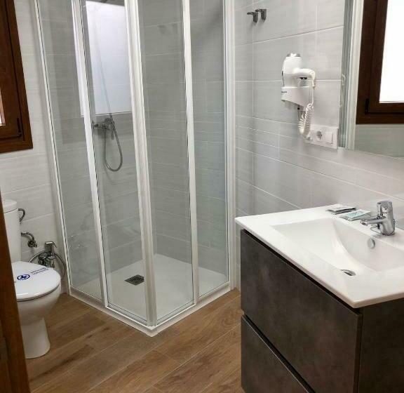 膳宿费 El Montoro