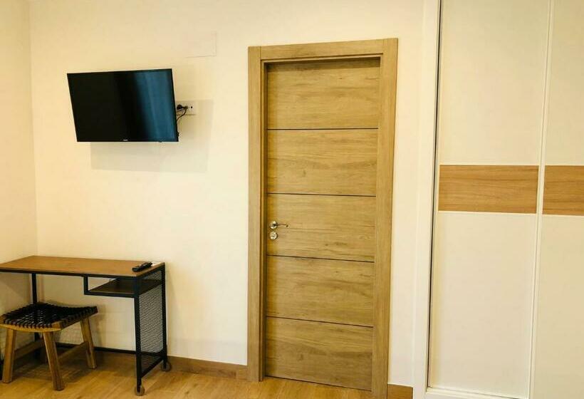 膳宿费 El Montoro