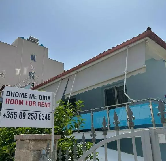 پانسیون Garden Holiday Studios