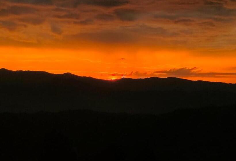 Pensão Kasar Wonder Hill Homestay