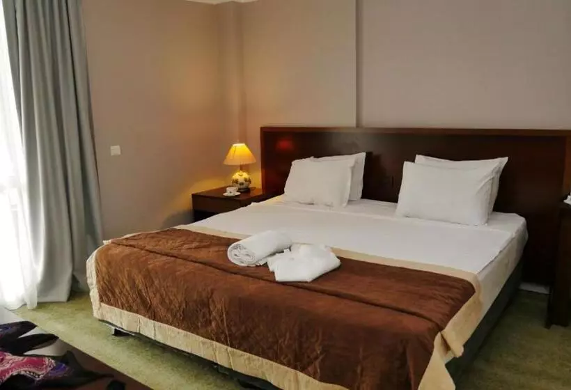 Talen Otel