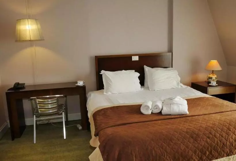 Talen Otel