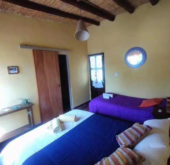 ユースホステル La Casa De La Abuela Tilcara