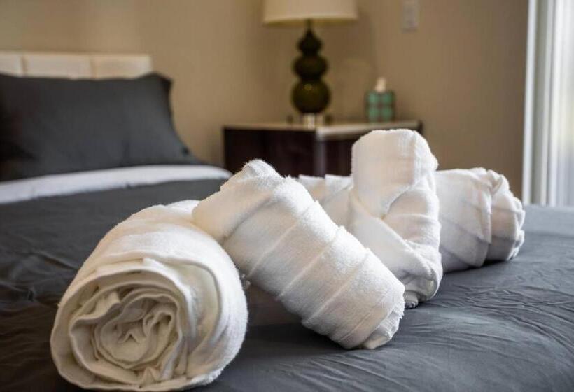 ユースホステル Steps To Balboa Park  Brand New Apt   Cozy Studio