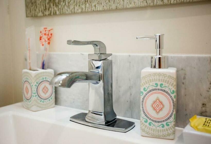 ユースホステル Steps To Balboa Park  Brand New Apt   Cozy Studio