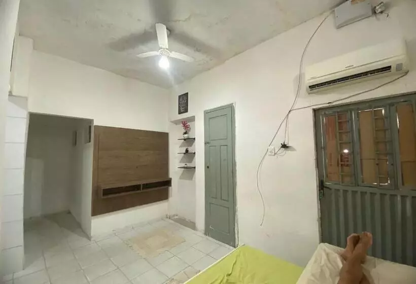 Hostel Luna