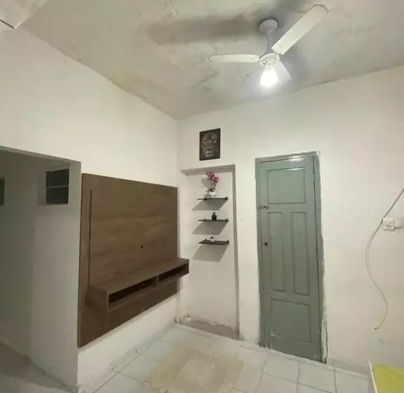 Hostel Luna