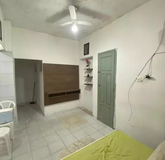 Hostel Luna