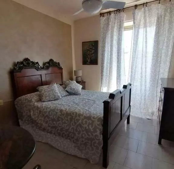 ホテル Fiore & Fiocchi