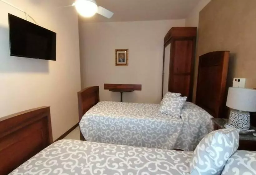 ホテル Fiore & Fiocchi