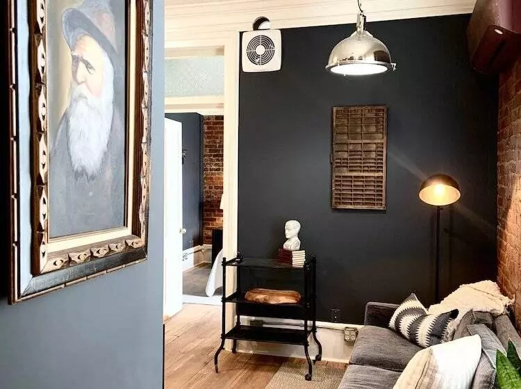 Hotelli Remedies Inn