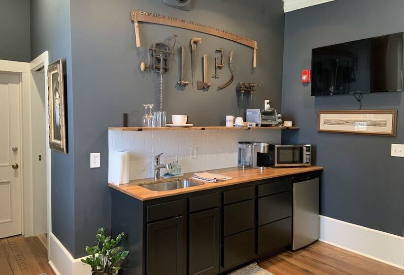 فندق Remedies Inn