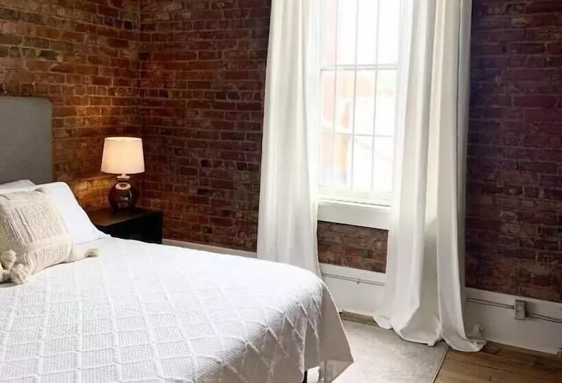 Hotelli Remedies Inn