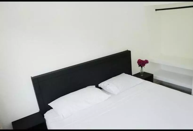پانسیون Room In Guest Room Double Room For A Couple