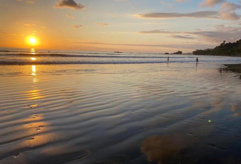 هتل Boutique Rooms At La Junta