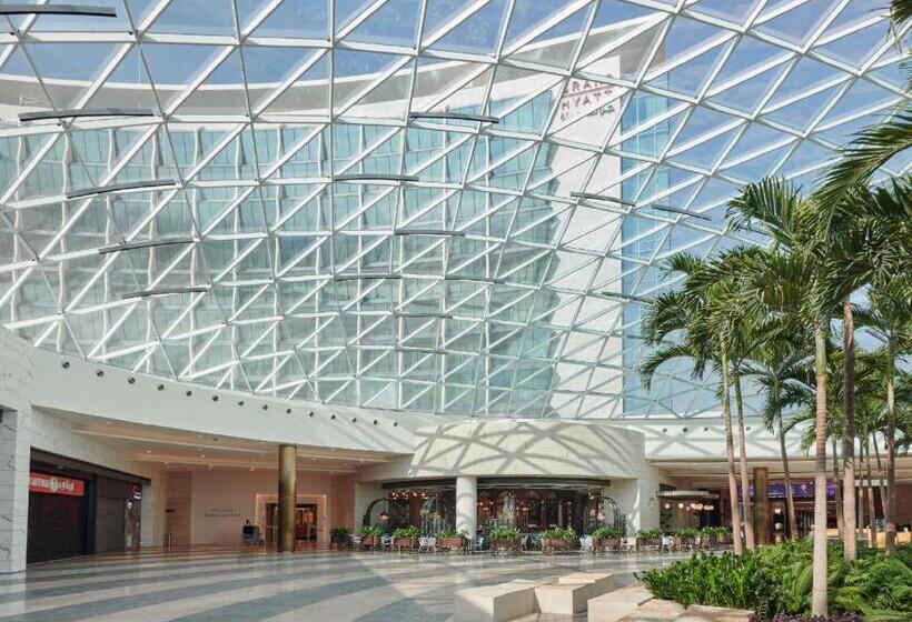 هتل Grand Hyatt Kuwait