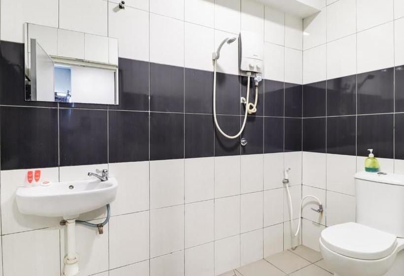 Hotel Oyo 89381 Moonnight