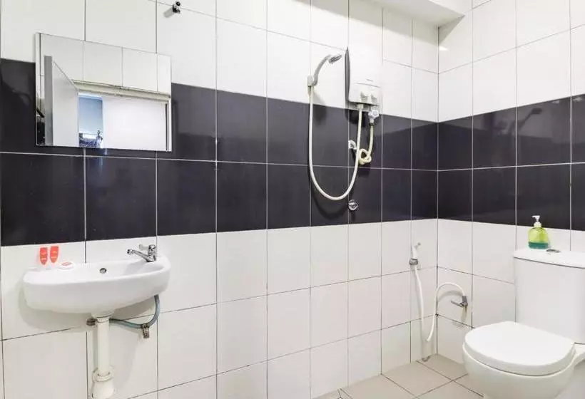 ホテル Oyo 89381 Moonnight