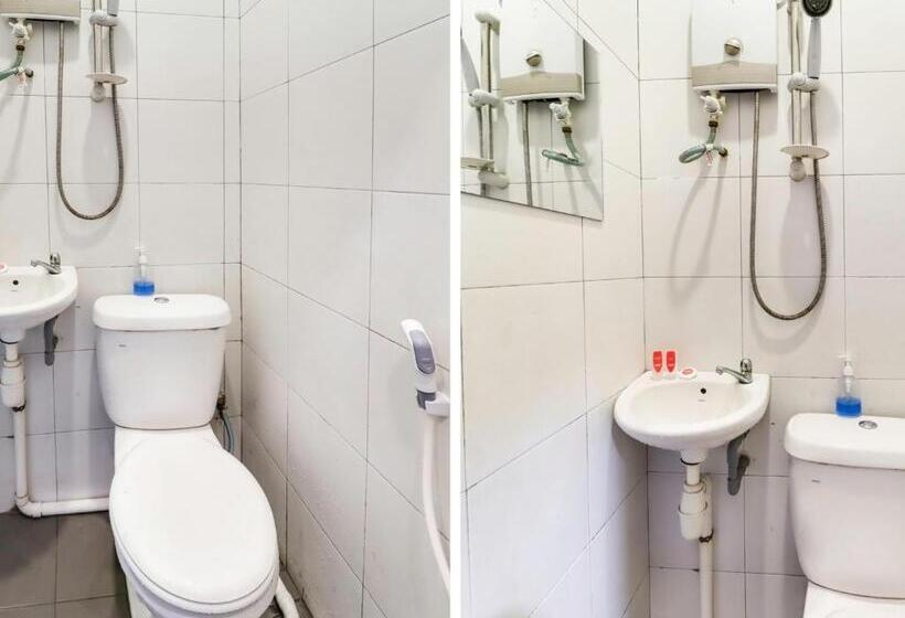 Hotel Oyo 89381 Moonnight