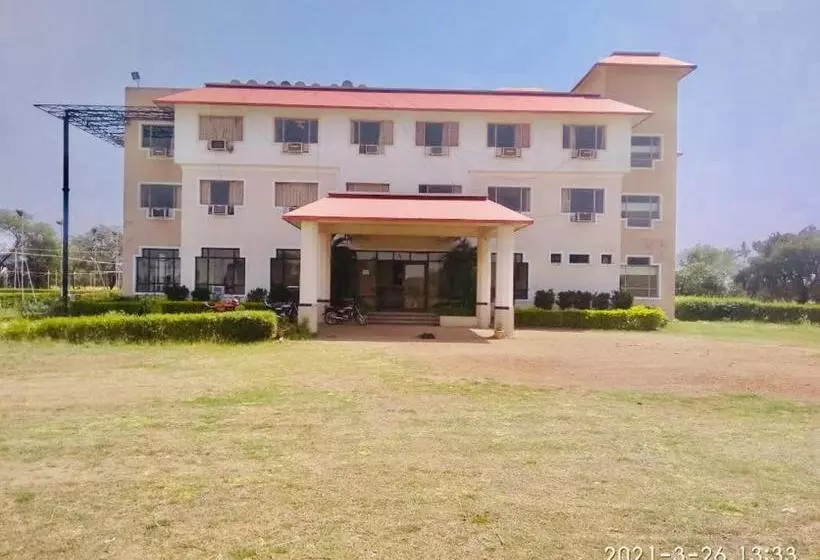 Hotelli Regency Bina