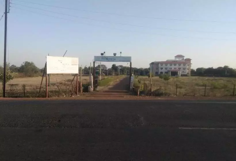 Hotelli Regency Bina