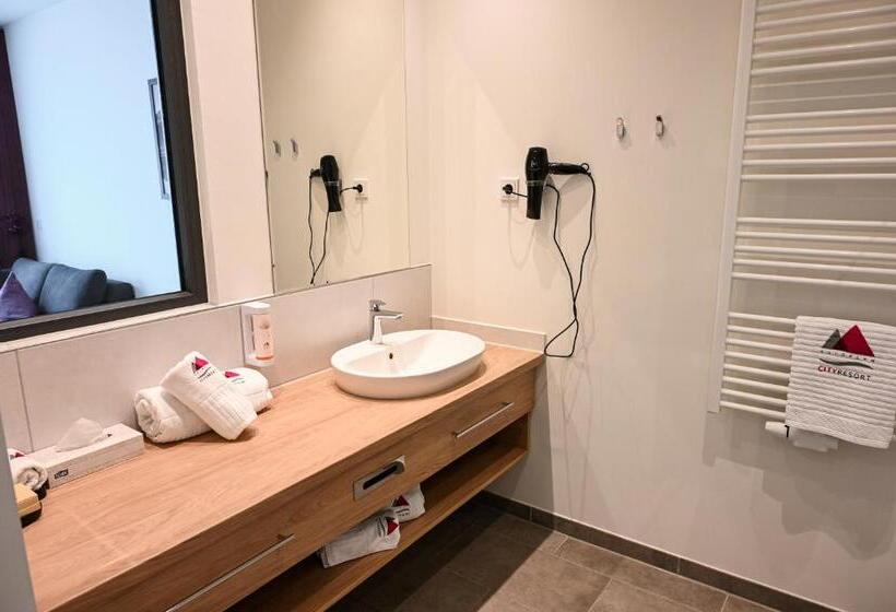 Отель Soloplan City Resort