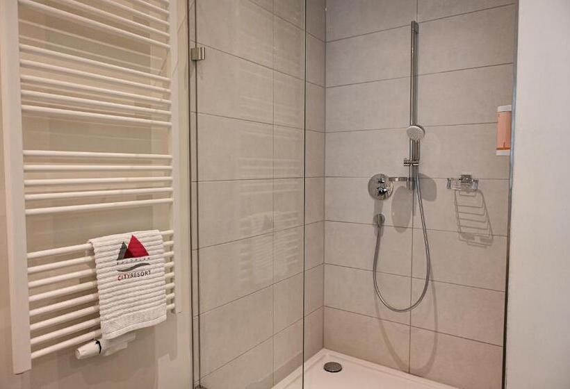 Отель Soloplan City Resort