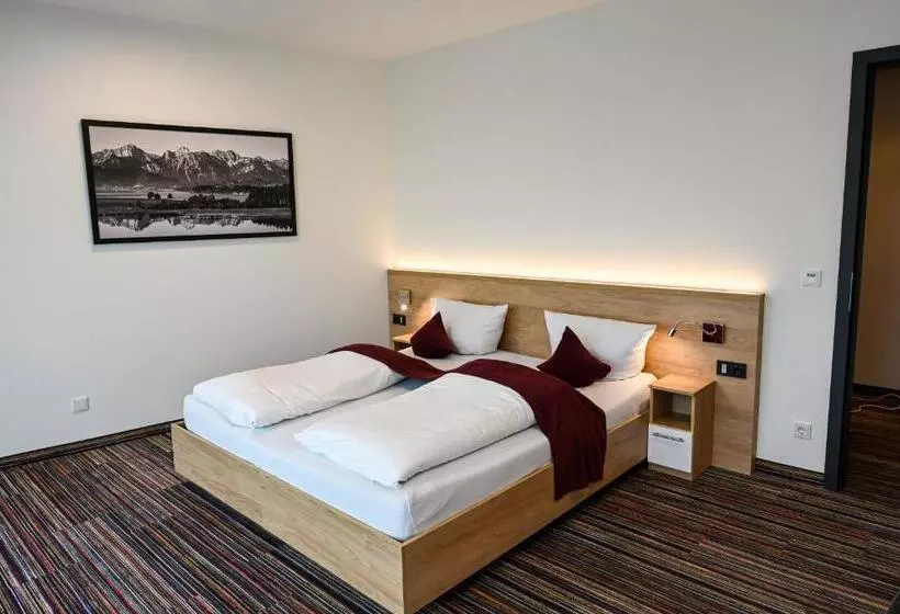 Hotelli Soloplan City Resort