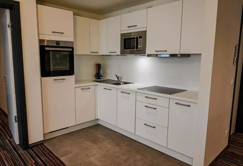 Hotelli Soloplan City Resort