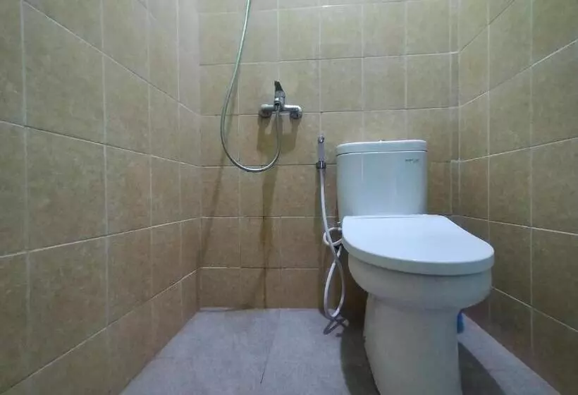 هتل Villa Batu Tua Puncak Mitra Reddoorz