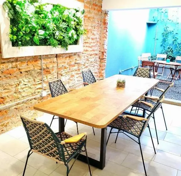 Hotelli Zentrico Boutique