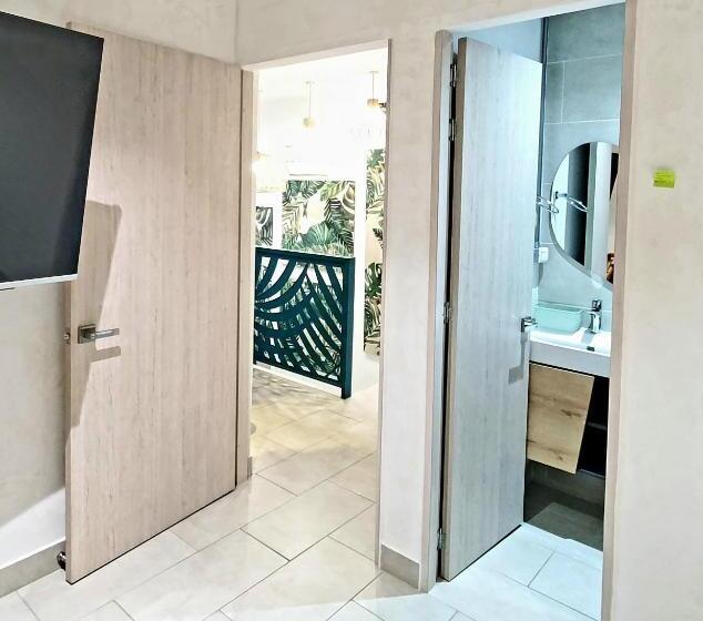 هتل Zentrico Boutique