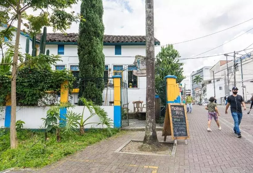 Hotelli Zentrico Boutique