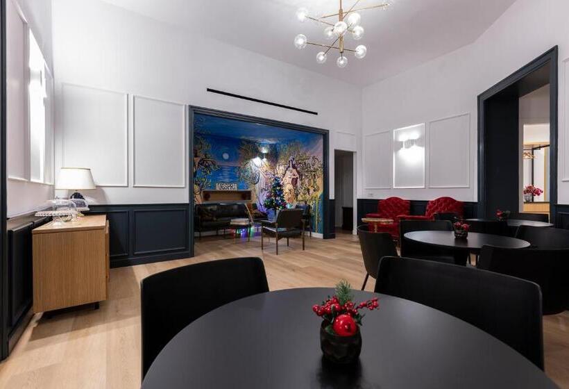 پانسیون Vespri Luxury Rooms & Suites