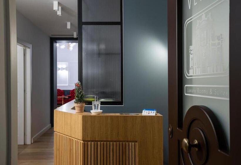 پانسیون Vespri Luxury Rooms & Suites