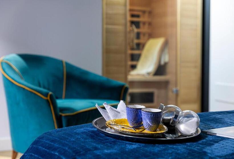 پانسیون Vespri Luxury Rooms & Suites