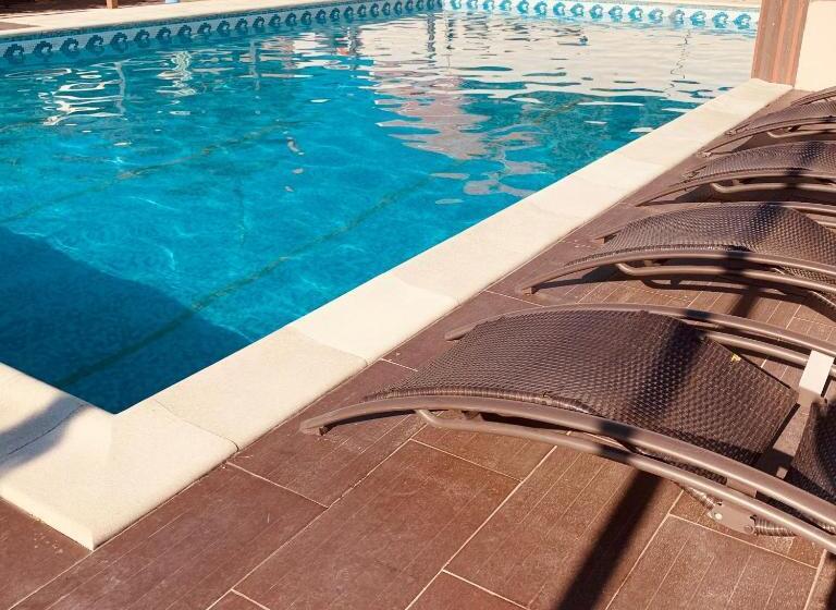 Pension Regent Green Leaf