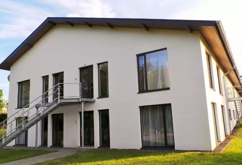 3h Apartments