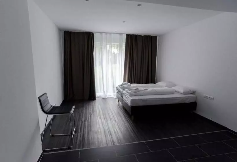 3h Apartments