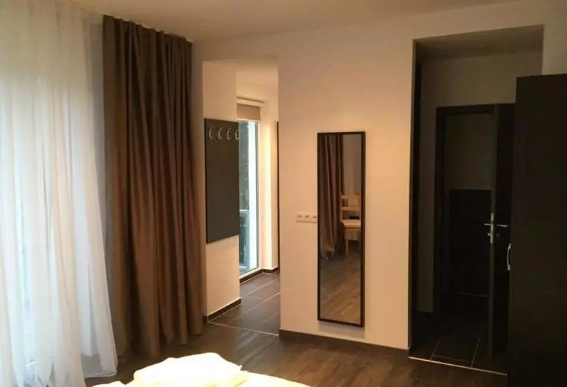 3h Apartments
