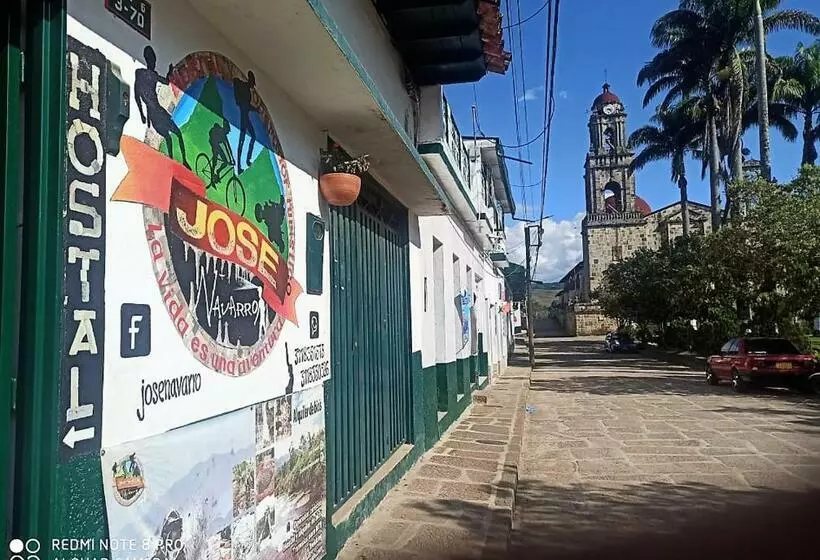 ユースホステル Hostal Donde Jose