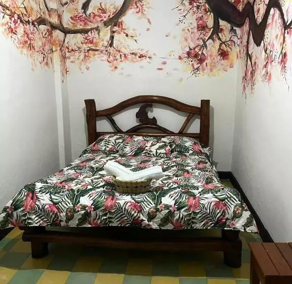 ユースホステル Hostal Donde Jose