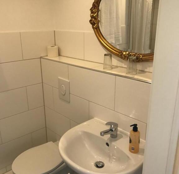 Bahnhofshotel Die Neue Bühne