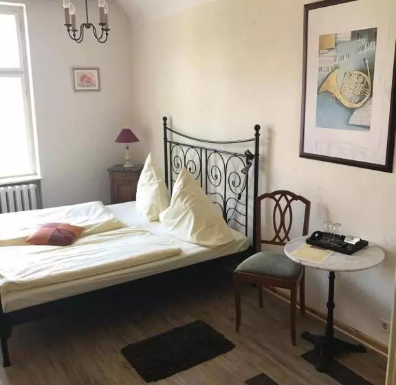 Bahnhofshotel Die Neue Bühne